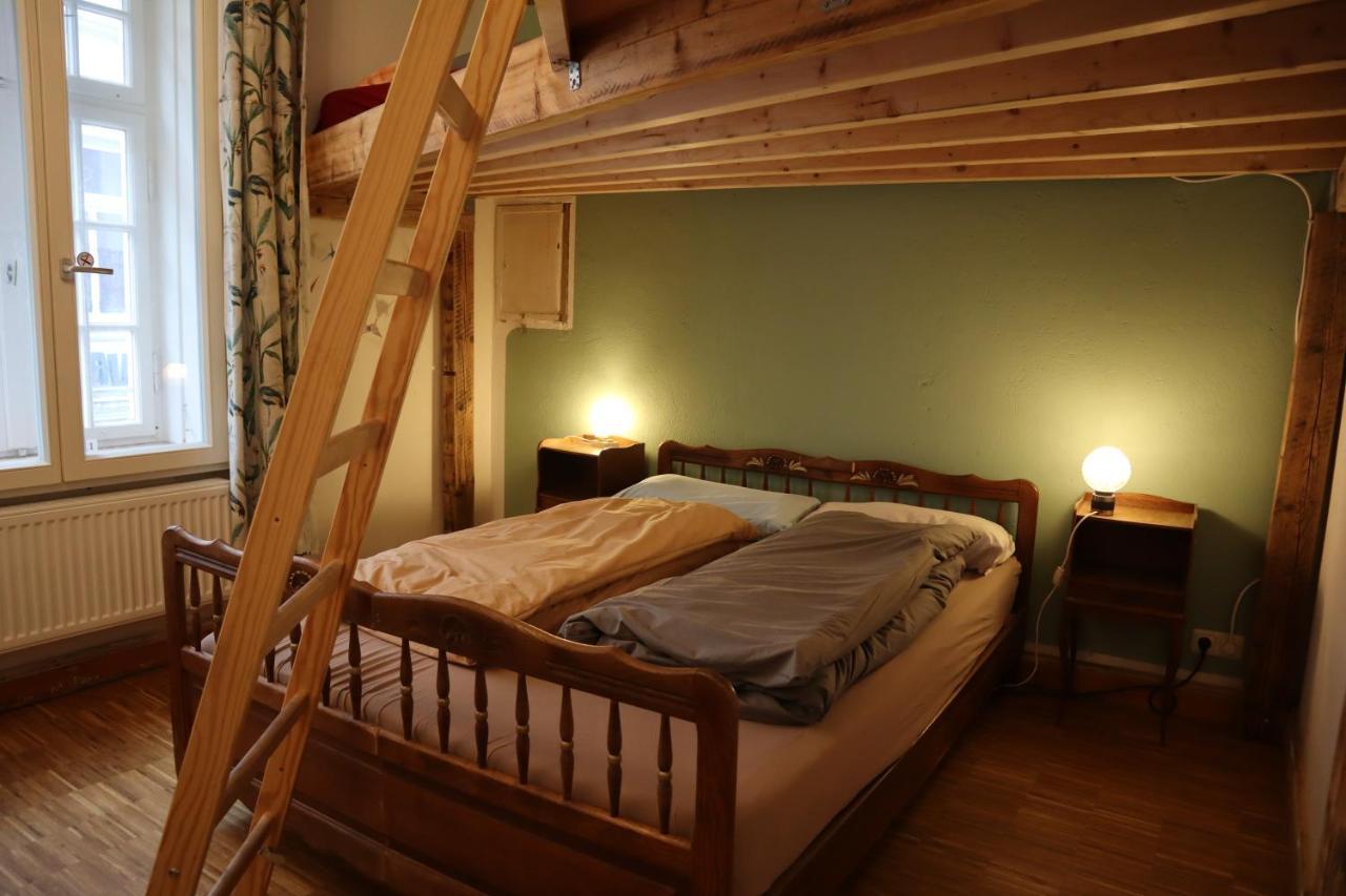 Schicksaal* Hostel