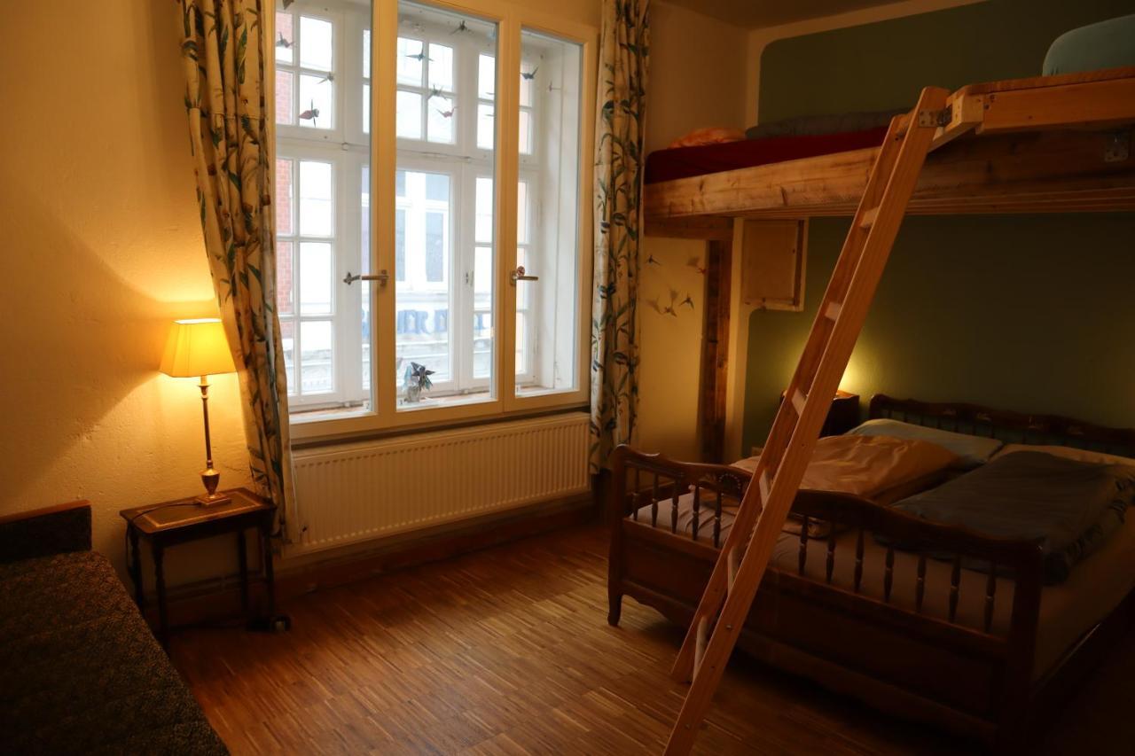 Schicksaal*